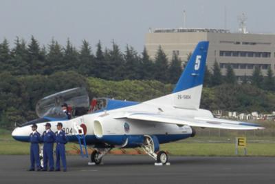 ブルーインパルス 入間基地 航空ショー 後の駐機 2007・11・3 ブルーインパルス 入間基地 航空ショー 後の駐機 2007・11・3