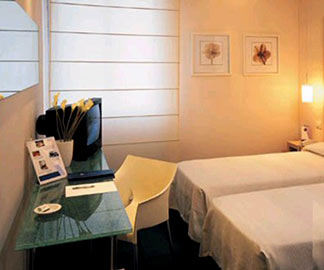 Florence-Calenzano・フィレンツェ カレンツァーノ FIRST Hotel Florence-Calenzano・フィレンツェ カレンツァーノ FIRST Hotel