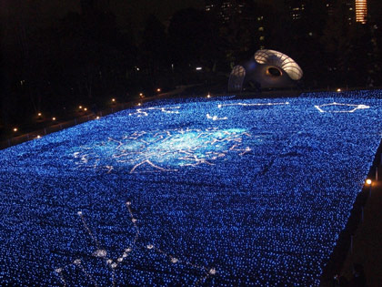 東京ミッドタウンの幻想的で壮大なイルミネーション 東京ミッドタウンの幻想的で壮大なイルミネーション
