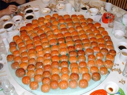 月餅がカニに化けるとき、衝撃の瞬間・・・ゲッ! 月餅がカニに化けるとき、衝撃の瞬間・・・ゲッ!